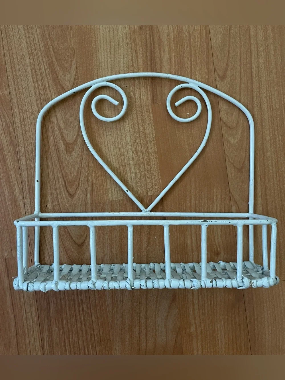 Vintage Shabby Chic Metal Heart Scroll Wicker Wall Organizer Shelf
